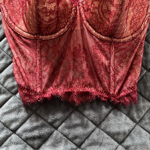 Victoria Secret Corset 32D Bustier Top Bra Dream Angels Crop Burgundy - Picture 3 of 9